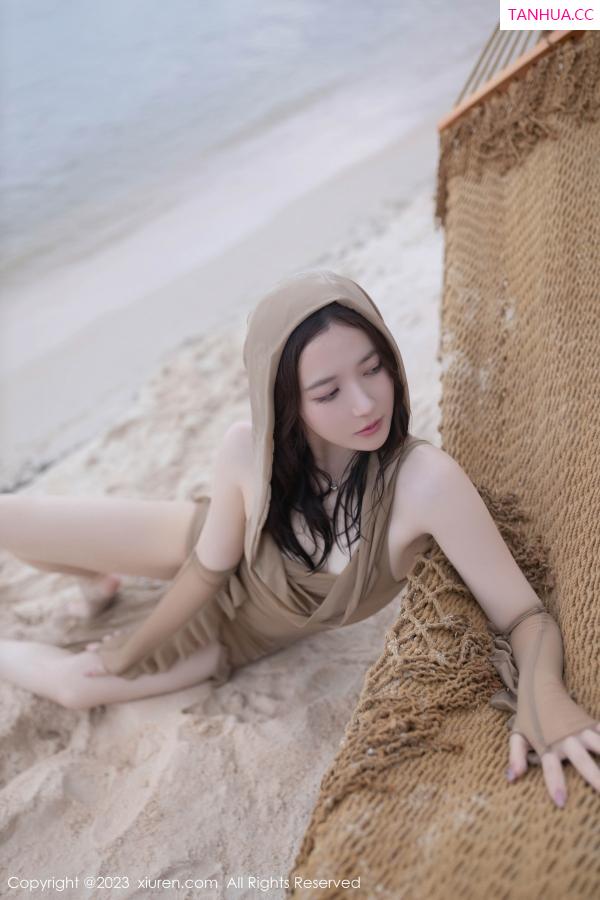 鱼子酱fish  [XiuRen]高清写真图 2023.08.25 No.7288 鱼子酱Fish 沙滩美腿第43张图片